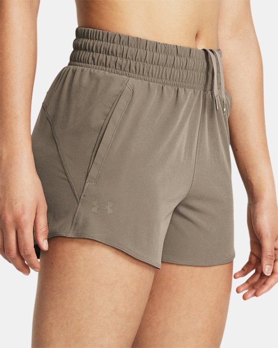 Shorts de tejido de 8 cm (3 in) UA Flex para mujer, Brown, pdpMainDesktop image number 3
